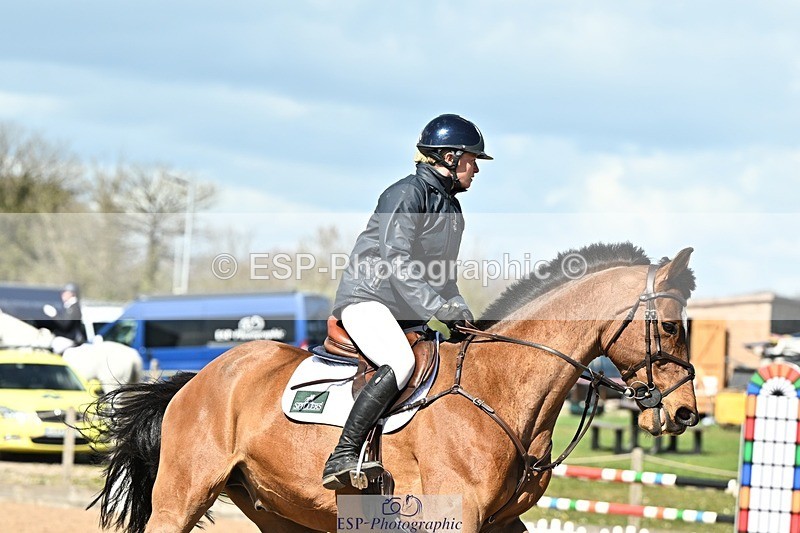 250416-150928-01623 - Cls 6 Foxhunter and 1.20m