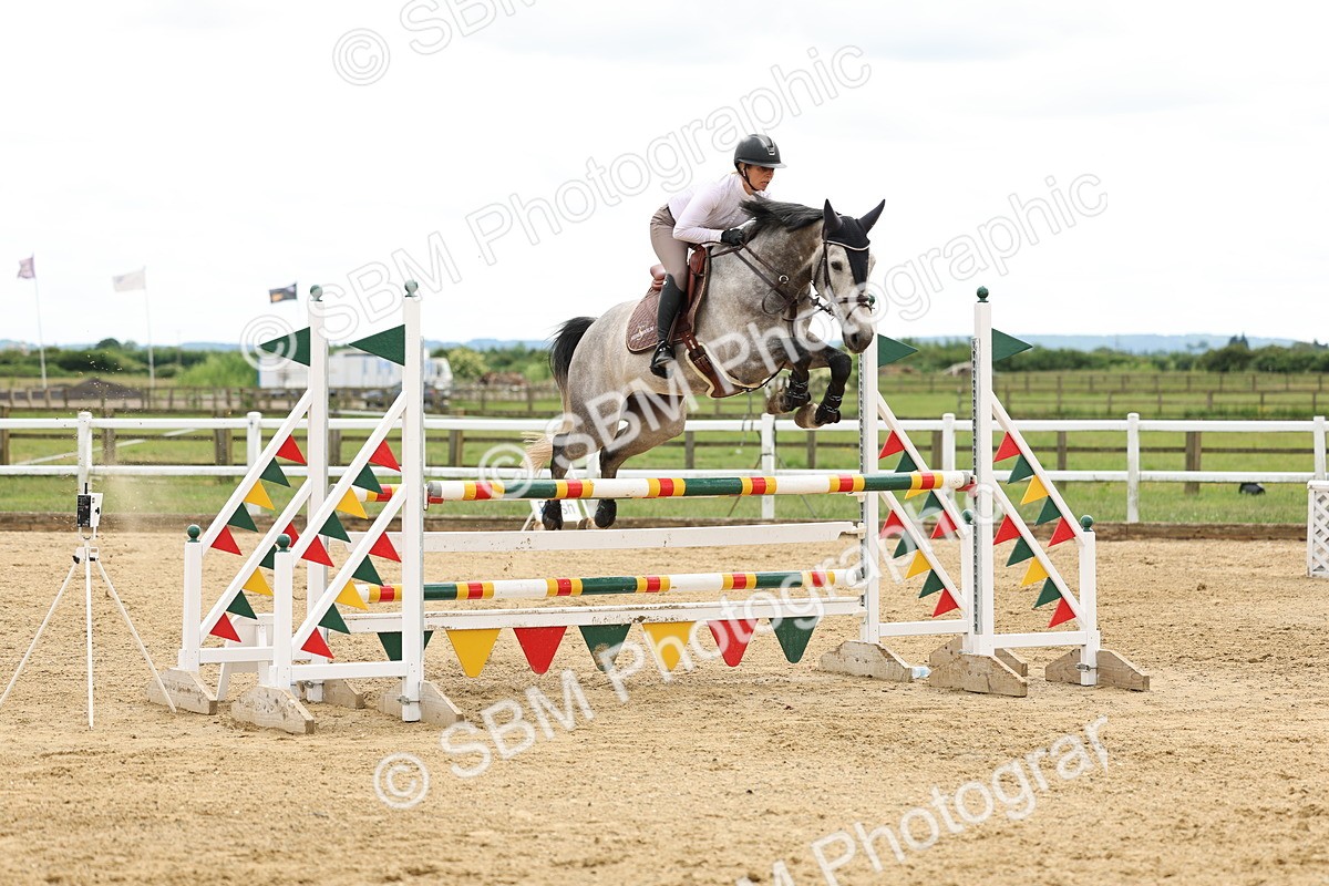 SBM_006254 - Class 19 - Senior Newcomers - 1.10m