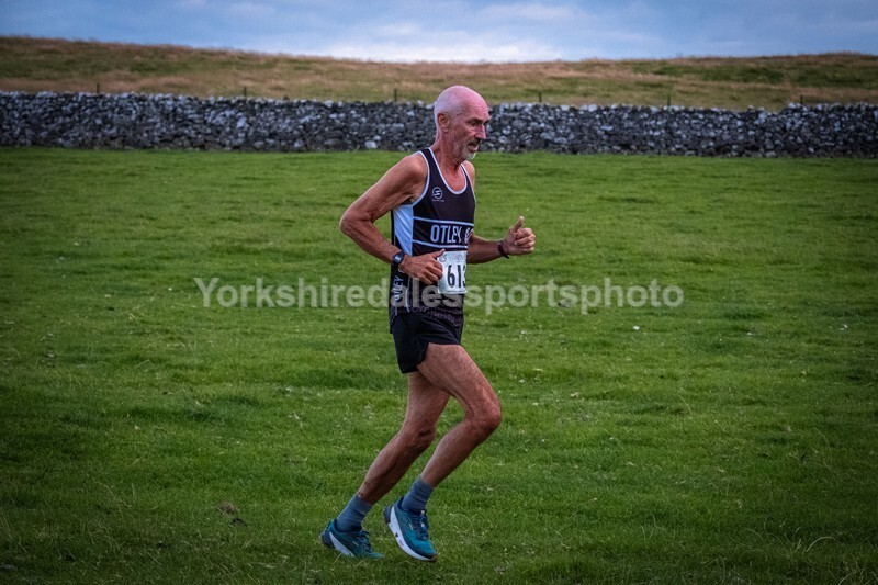 DSCF4172 - Eshton Moor  - Wharfedale Harriers