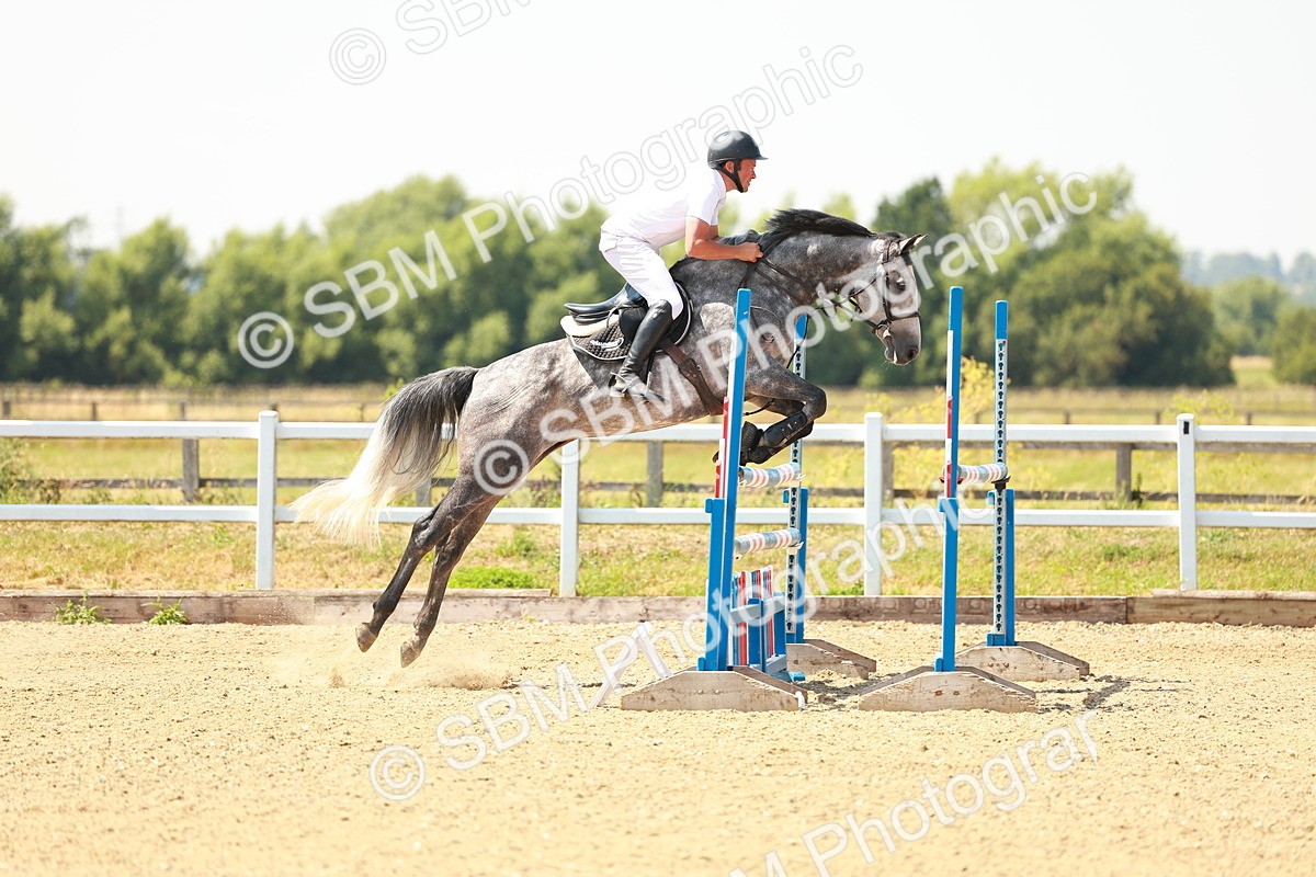 SBM_002046 - Class 5 - Senior Foxhunter - 1.20m