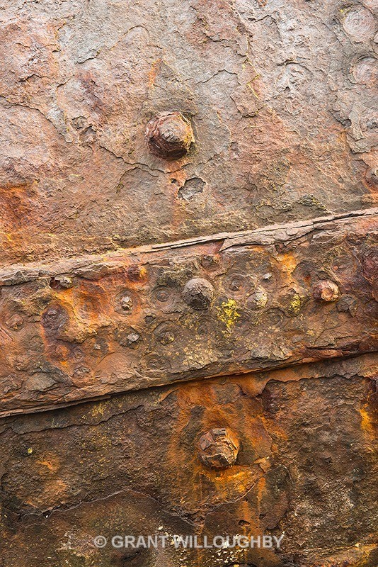 Old puffer boiler detail - Harris - Detail in the land