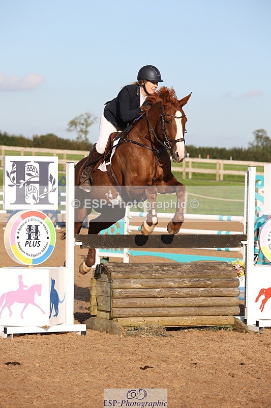 230915A-172806-03293 - Cls 7 Snr 1.20m Derby