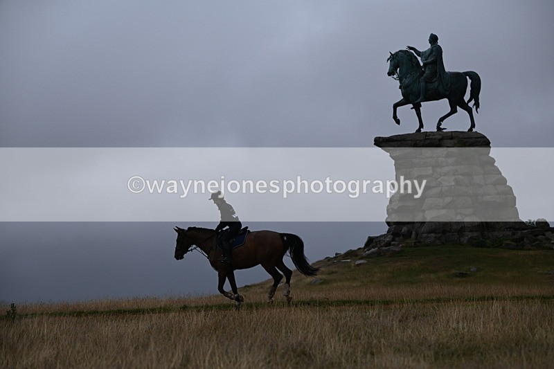 DSC_1733 - Time at Statue 12:13 to 12:32