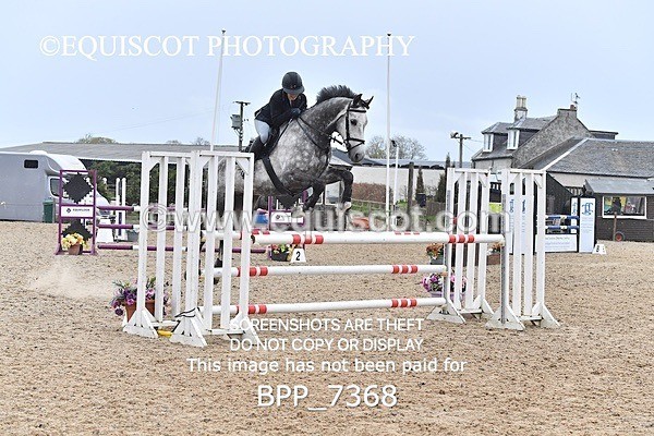 BPP_7368 - CLASS 9 FRI  Senior Newcomers/ 1.10m Open