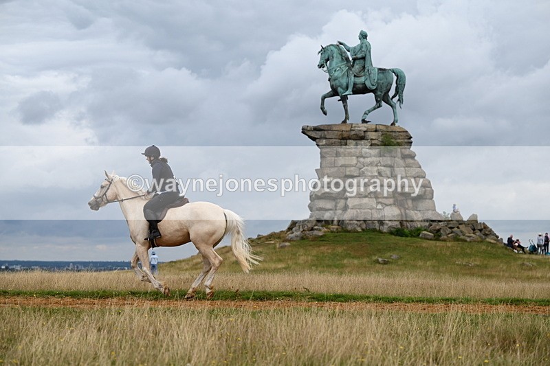 DSC_4982 - Time at Statue 11:10 to 11:42