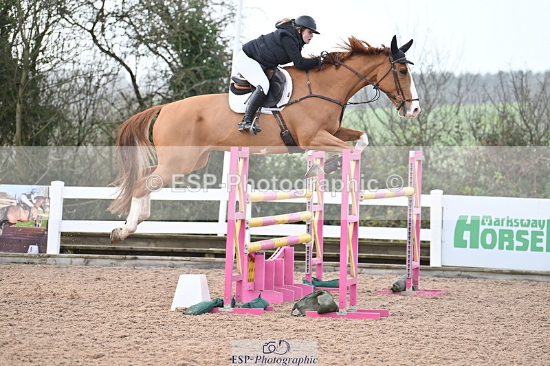 231209A-132740-01928 - Cls 13 Foxhunter & 1.20m Open
