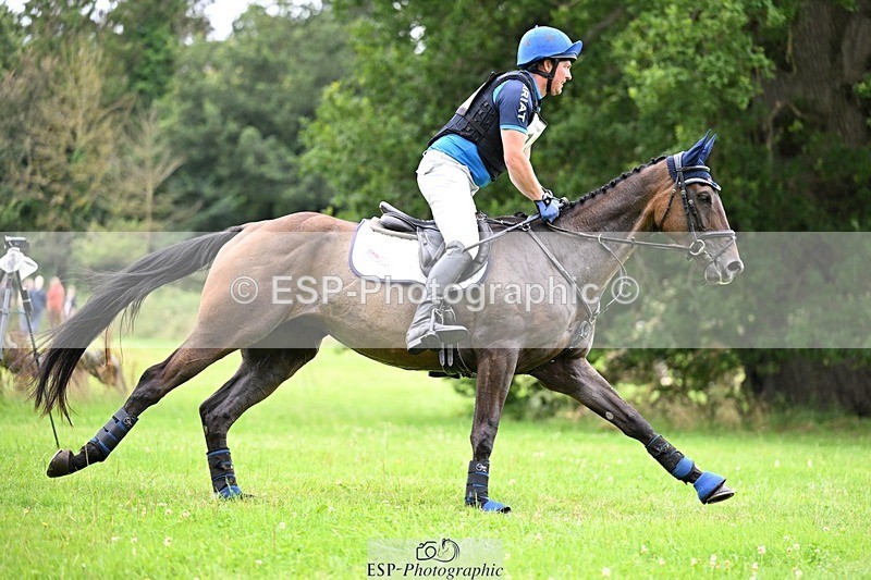 240803-123149-04066 - 137-Tim_Cheffings-HORGANS_ETOILE