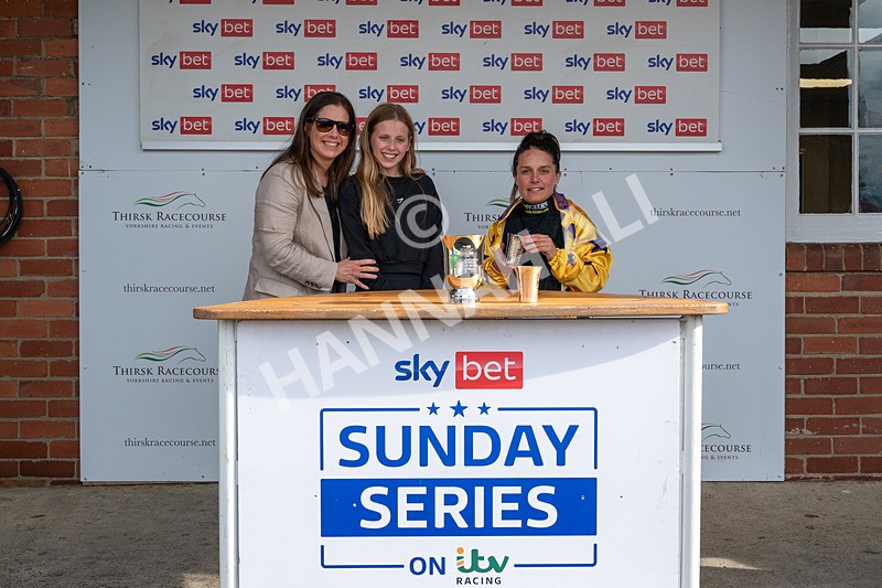 160624-Race 5-American Affair-5634 - Race 5