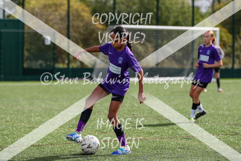 1DX20069 - 2025-09-13 FC Abbey Meads U13 Blue Girls V AFC Corsham U13 Pumas