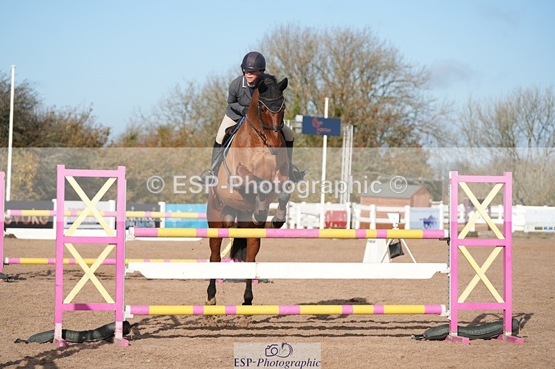 251108-104952-02232 - Cls 11 Snr 1.05m Open