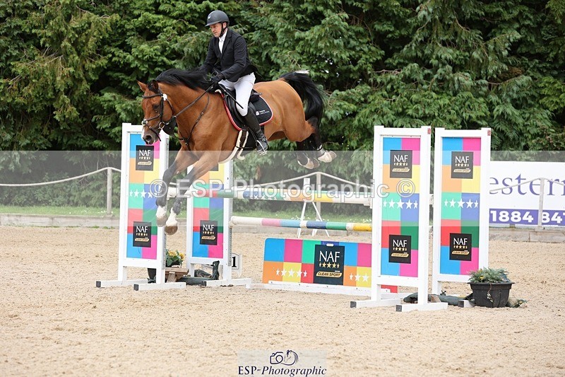240711-161334-29373 - Cls 124 Foxhunter