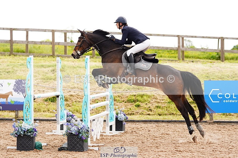 240526A-110142-07704 - Cls 26 Chard Equ 1.05m and 1.10m Grand Prix