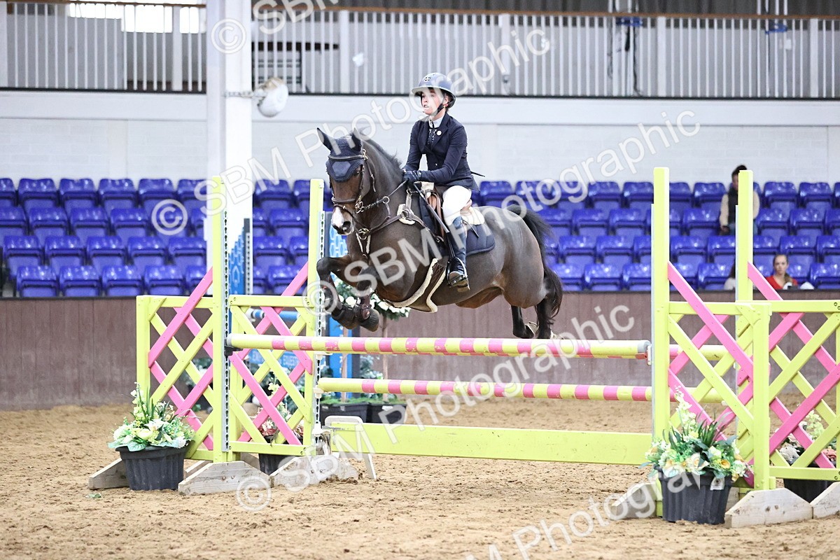 SBM_001133 - Class 5 - Blue Chip Pony Newcomers 1.00m Open