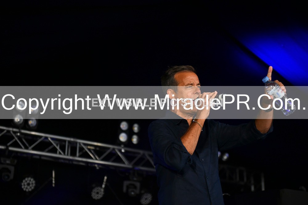 SH4_8255 - Pat Sharp.