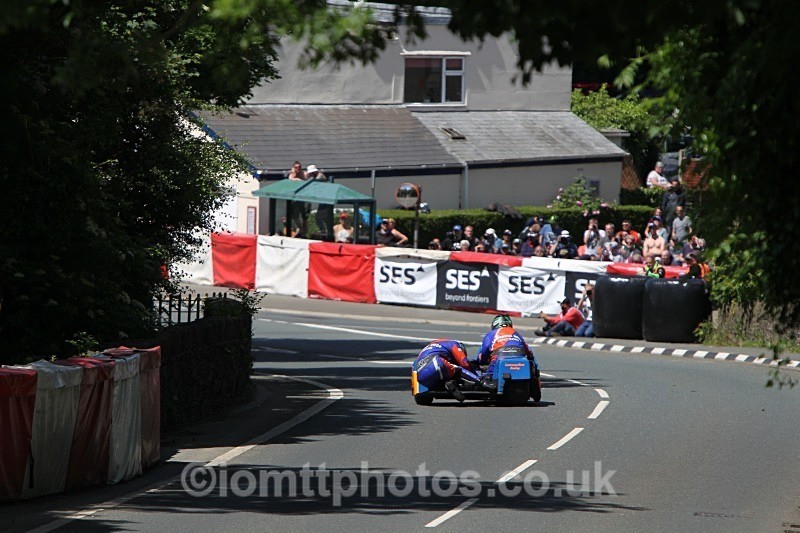  - Sidecar Race B