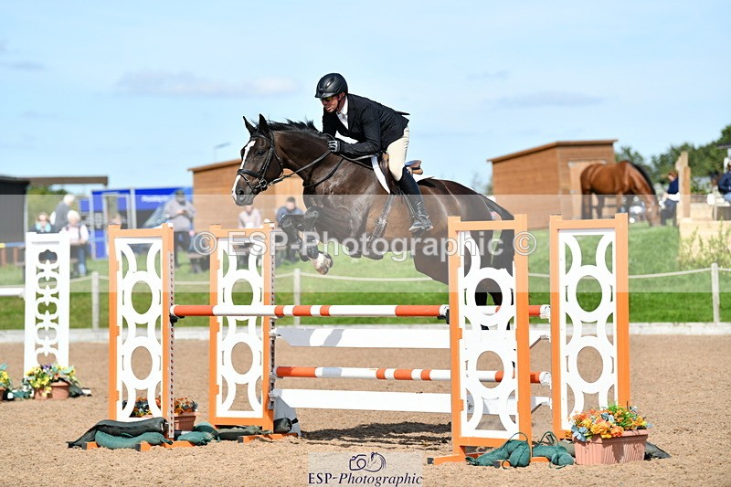 240914A-125827-07136 - Cls 15-S Snr Foxhunter