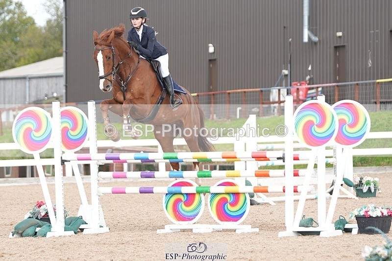 251005-133353-03568 - Cls 27 1.05m Amateur Qualifier