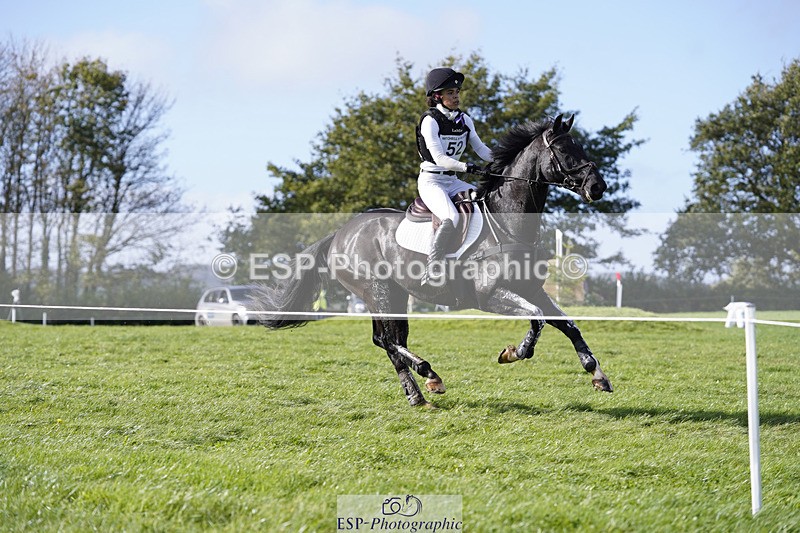 241025-114336-06293 - 052-Lydia.Heywood-JUST.THE.BISCUIT