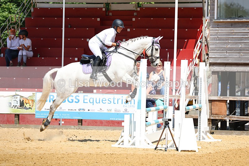 3E7A9835 - Class 9: Senior BN/90cm open