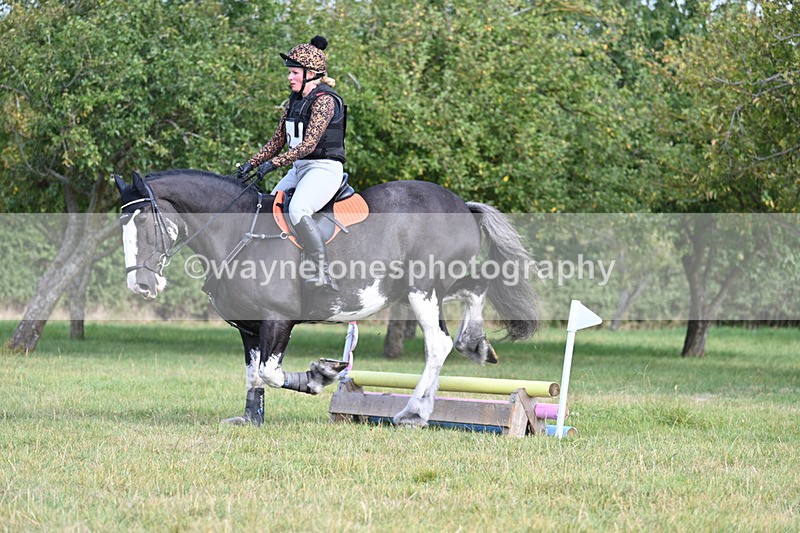WJ7_5483 - 40cm XC Time 10:05 to 10:36