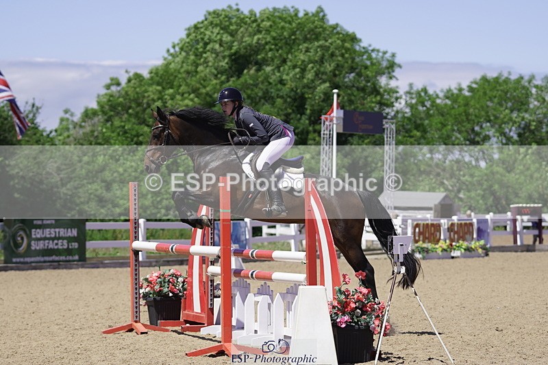 230624A-135850-01716 - Cls 25 Pony Newcomers & 1m Open