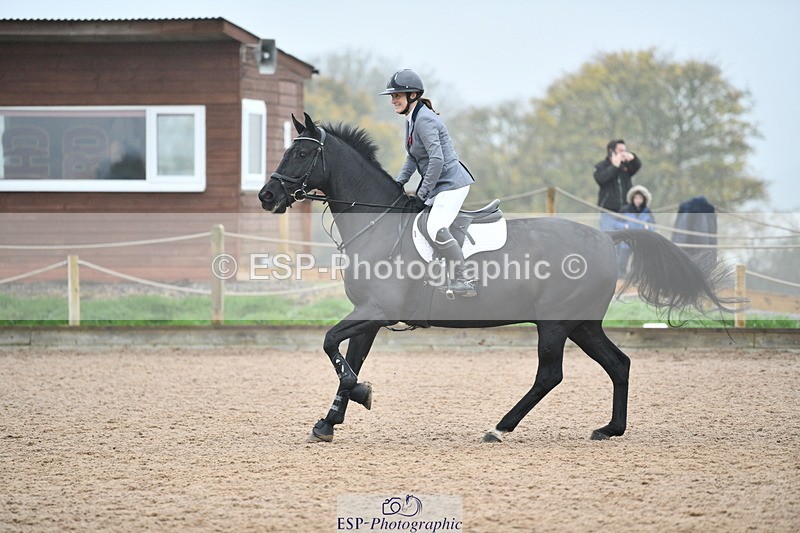 241102A-113238-04321 - SAT Cls 9 British Novice and 90cm Open