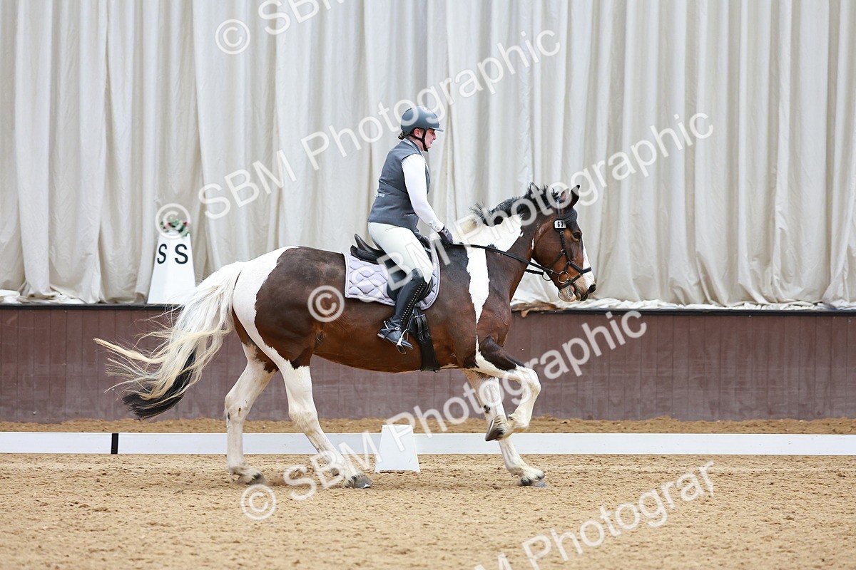 SBM_002876 - Class 14 - Novice 2