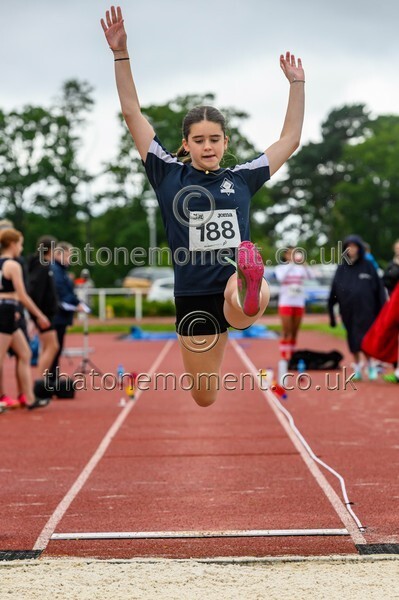 ComMast25-911686 - Field Female Set Two