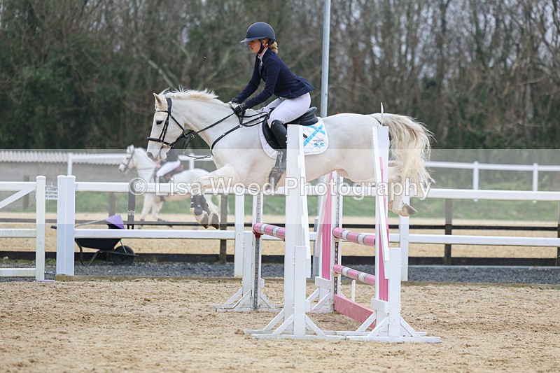 3E7A8500 - Class 14: Pony Discovery/90cm open