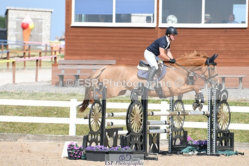 250725-163258-03950 - Cls 10 1.05m Amateur Quali