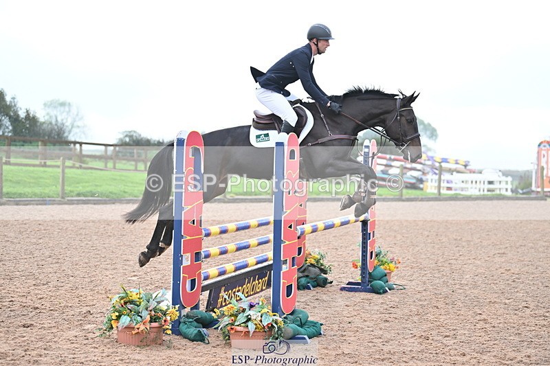 231013A-101000-01112 - Cls 7 Discovery & 1m Open