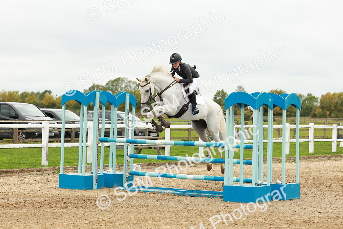 1I0A7716 - Class 4 - Senior Newcomers 1.10m