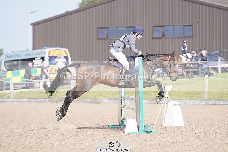 240831A-102340-00249 - 151-Olivia.Fox-Pitt-VIOLETTA.II