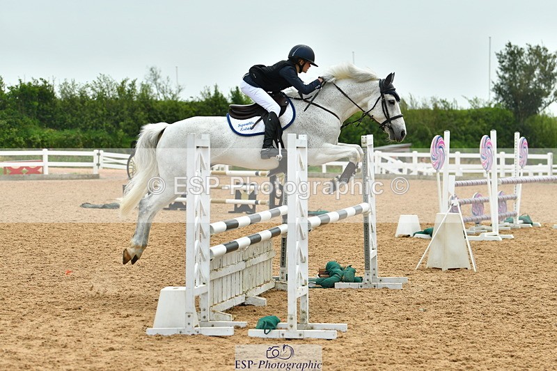 230514A-121811-02550 - Cls 24 Pony Newcomers & 1m Open
