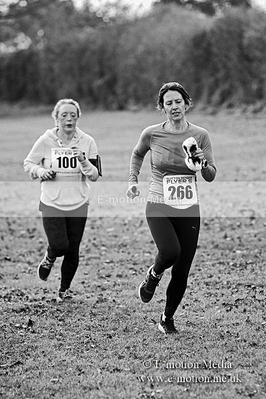 CAD5 171119-1027bw - Sutton Benger 5 mile Flyer – 17th Nov 2019