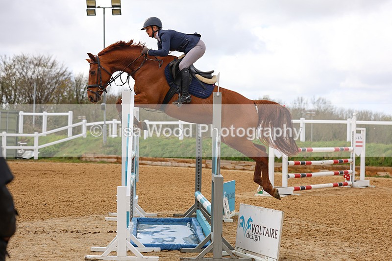 3E7A1791 - Class 7: Senior Newcomers/1.10m open