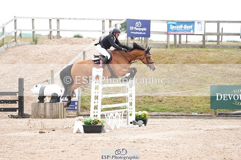 250718-120224-10195 - Cls 2, 3 Star Small Tour Break til End