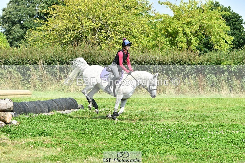 230817-140722-01158 - Theo's 1st Group - XC