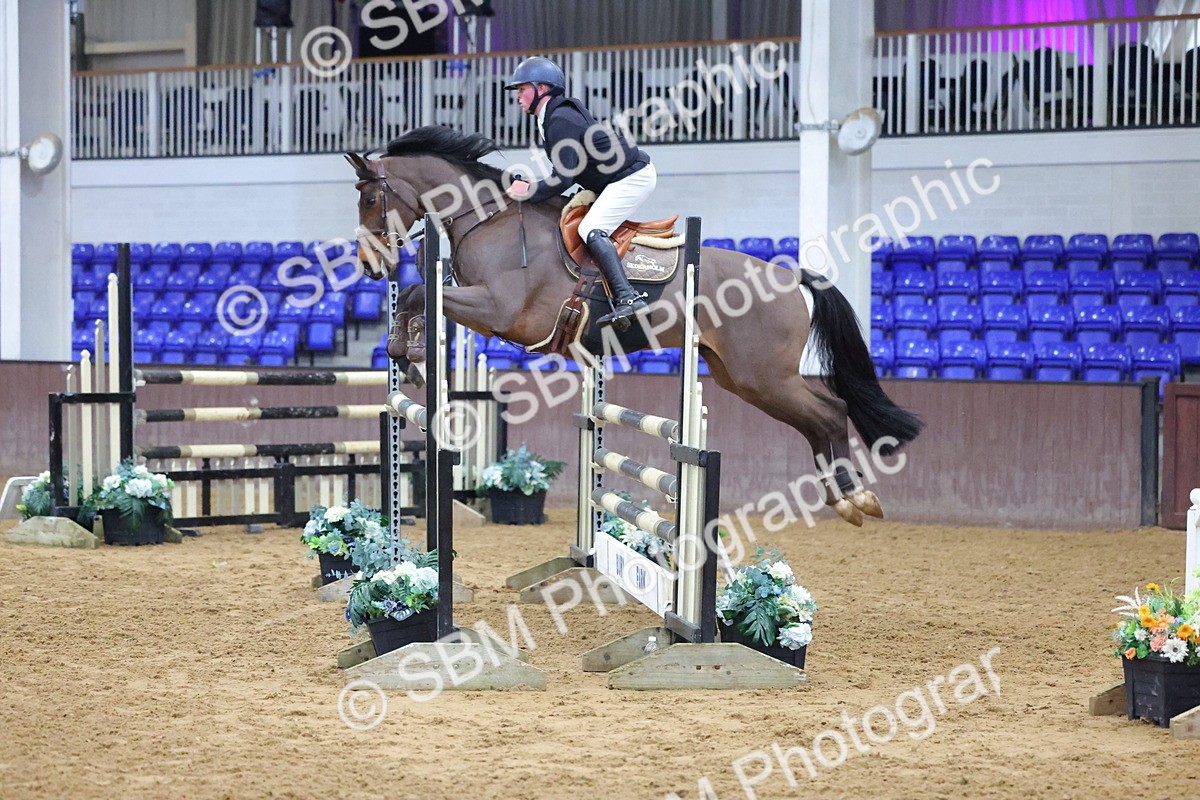 1I0A4852 - Class 9 - Senior Newcomers/ 1.10m Open