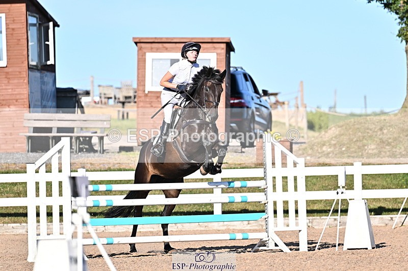 250708A-190050-00705 - 100cm Classes