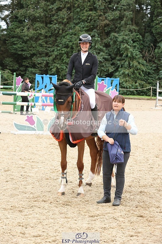 240817-162631-02583 - 06A Snr Fox 1.20m open