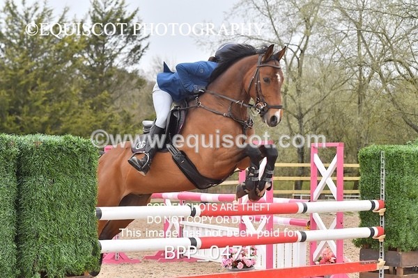 BPP_0471 - CLASS 4 FRI Senior Newcomers/ 1.10m Open