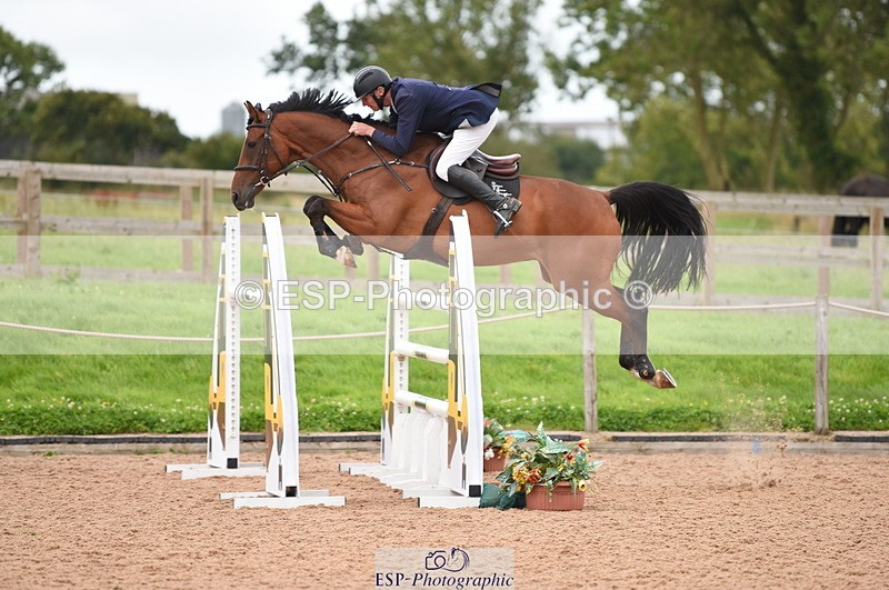 230812A-162840-10284 - Cls 38 Nat 1.40m Open