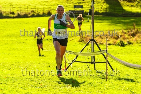 NatRel25-915789 - Senior Female Set Three