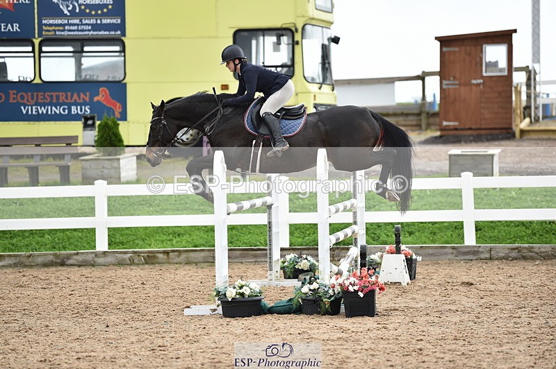 231013A-125814-01669 - Cls 3 1.05m Amateur Quali