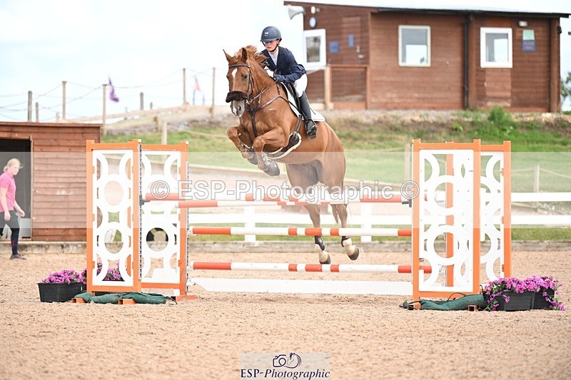 250723-155419-01257 - Cls 6 Foxhunter and 1.20m