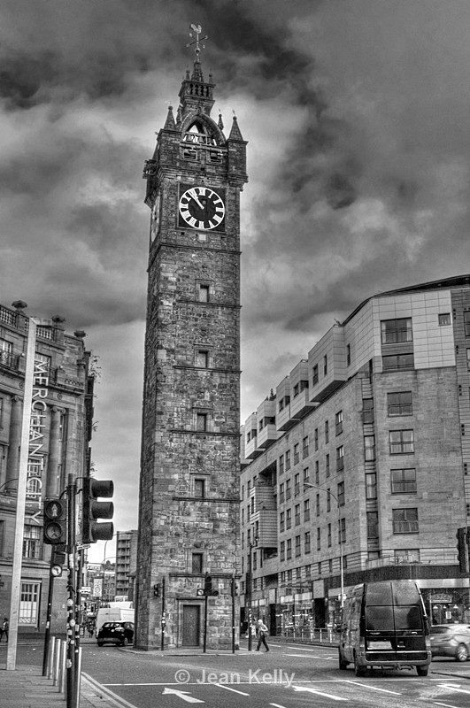 Tolbooth Steeple, Glasgow - 4289_Painterly bw - HDR effects