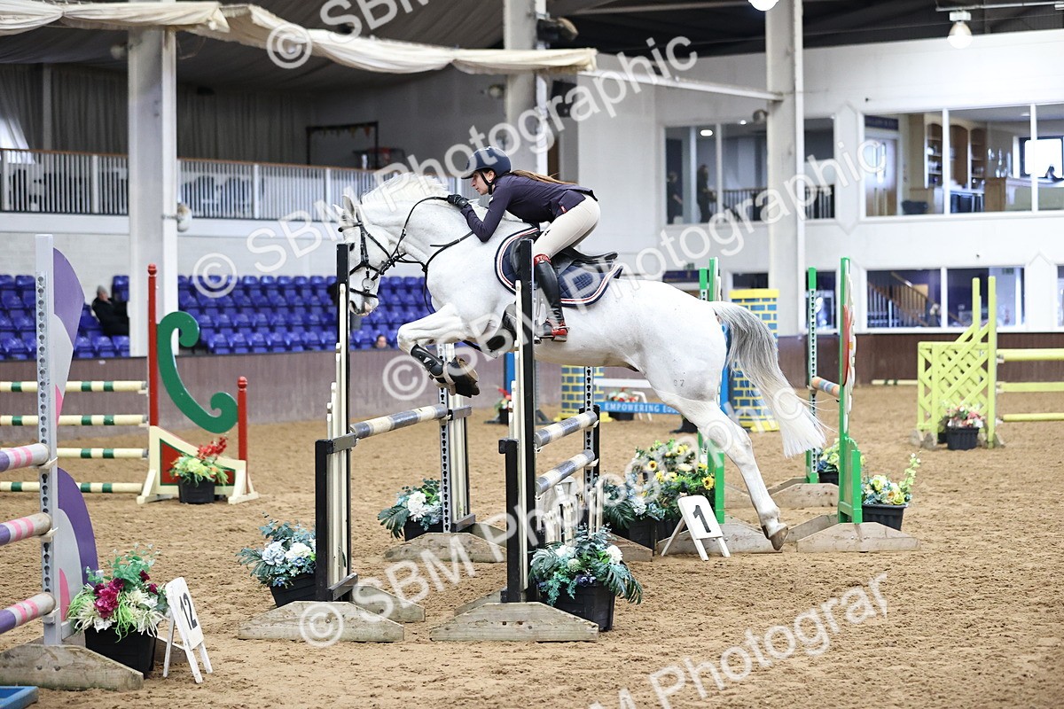 SBM_006095 - Class 16 - Senior Newcomers - 1.10m Open