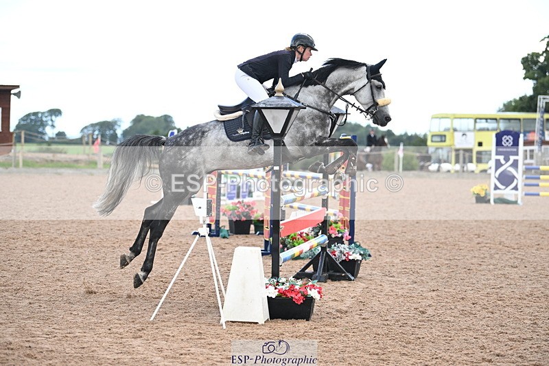 240912A-111519-00523 - Cls 2 Snr Newcomers