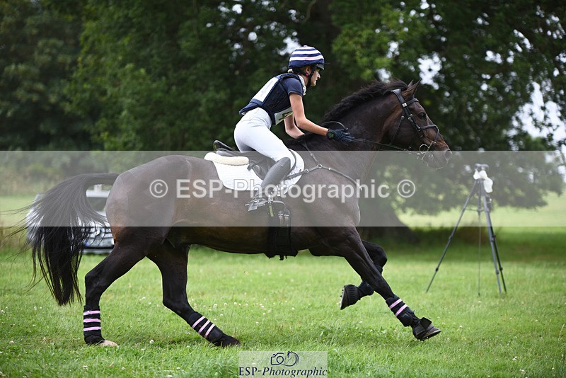 240804-124858-14075 - 454-Bella_Stevens-TOTALLY_WORTH_IT